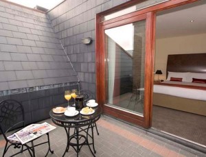 Dublin Serviced Apartments Leeson street outside