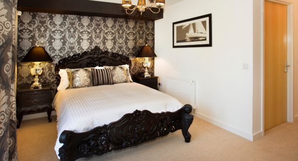 Oakhill bedroom