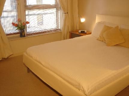 Holyrood Park - Holyrood Park Bedroom