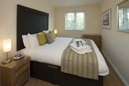 Equinox Place bedroom